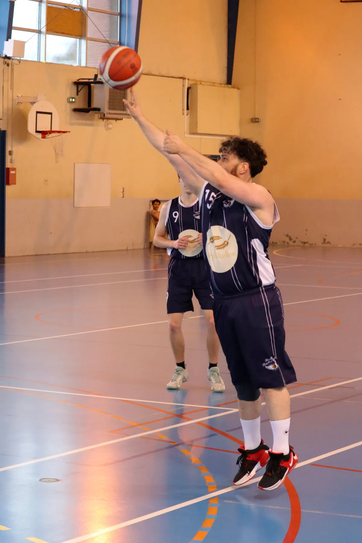 Photo 1 de l'album DM1 fa ce à Saint-Yrieix
