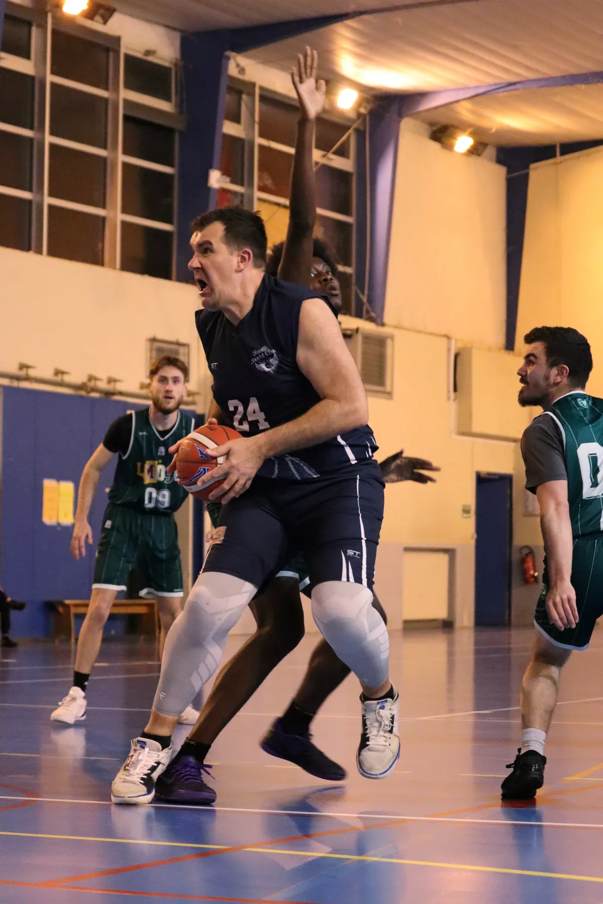 Photo 12 de l'album RM3 - PlayOff contre CSP-2