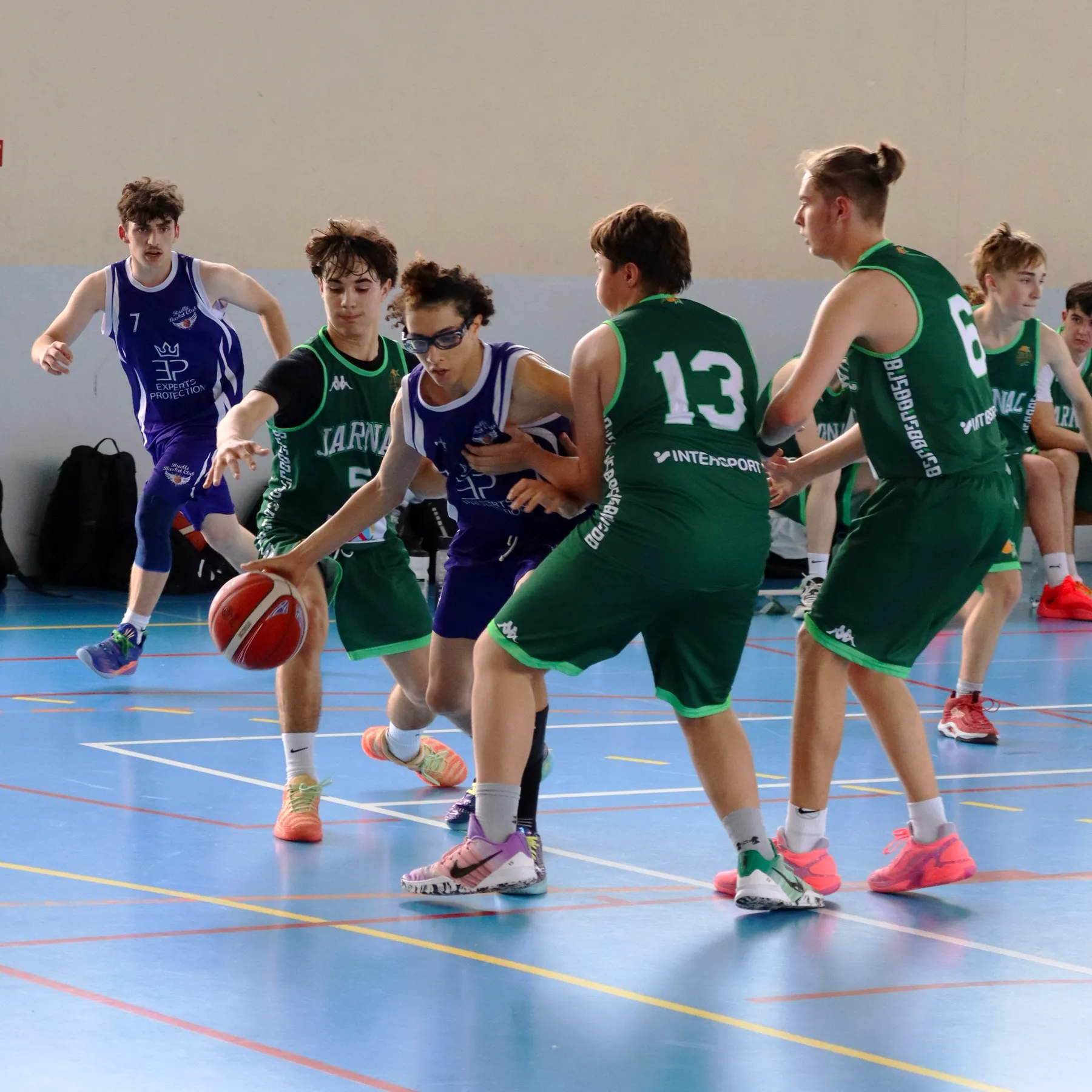 Photo 14 de l'album U18 face à Jarnac