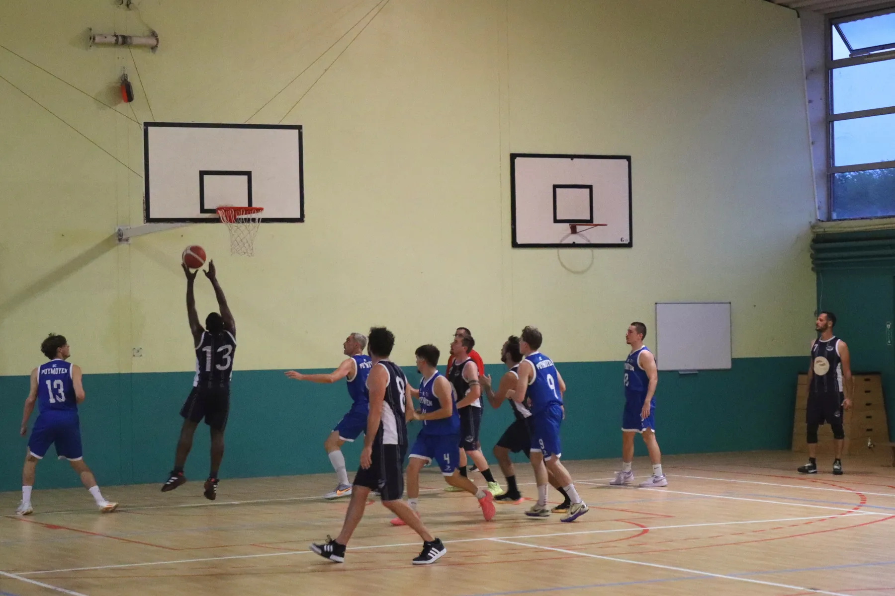 Photo 11 de l'album DM1 et DM2 - Amical contre Puymoyen