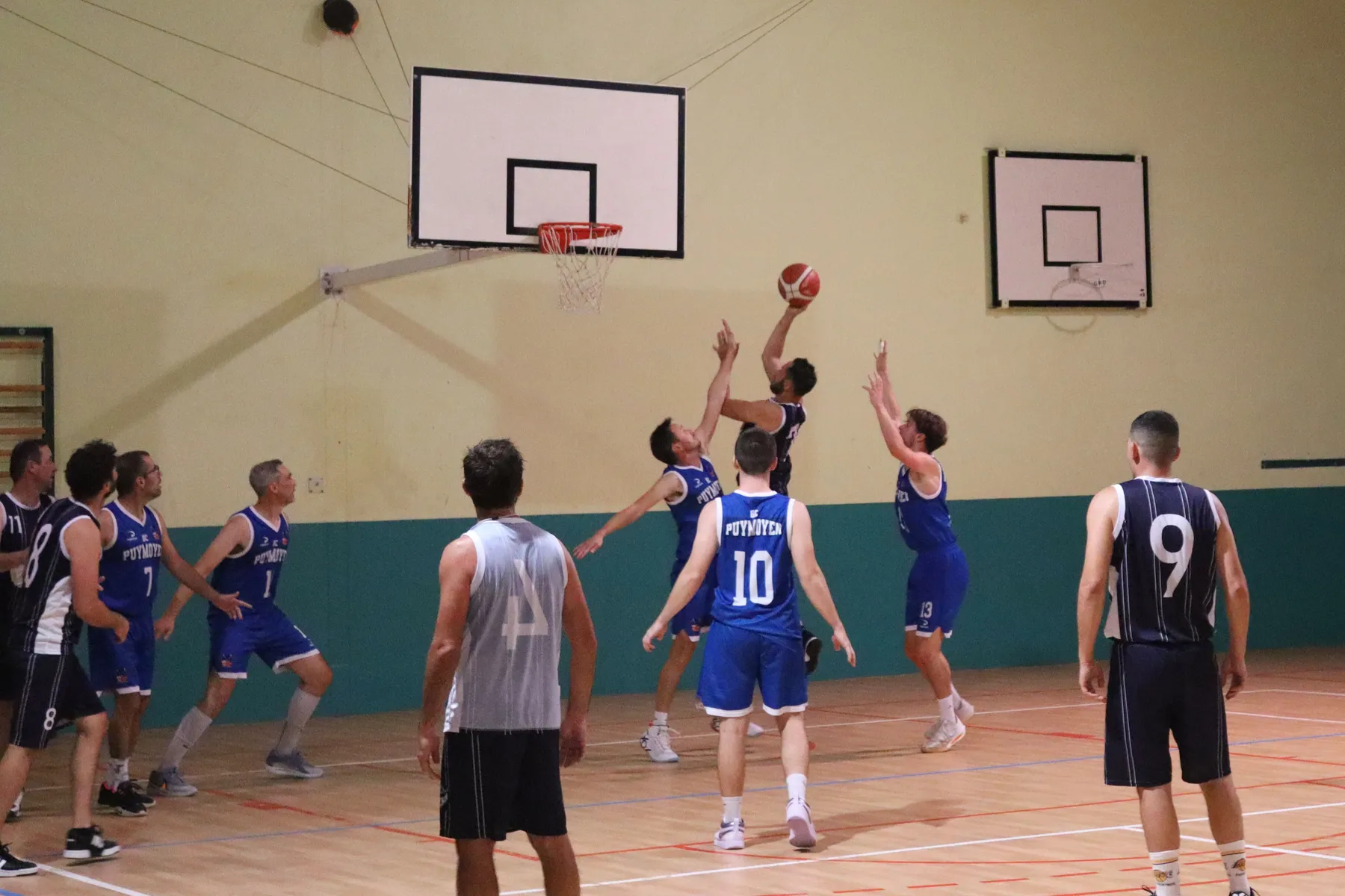 Photo 25 de l'album DM1 et DM2 - Amical contre Puymoyen