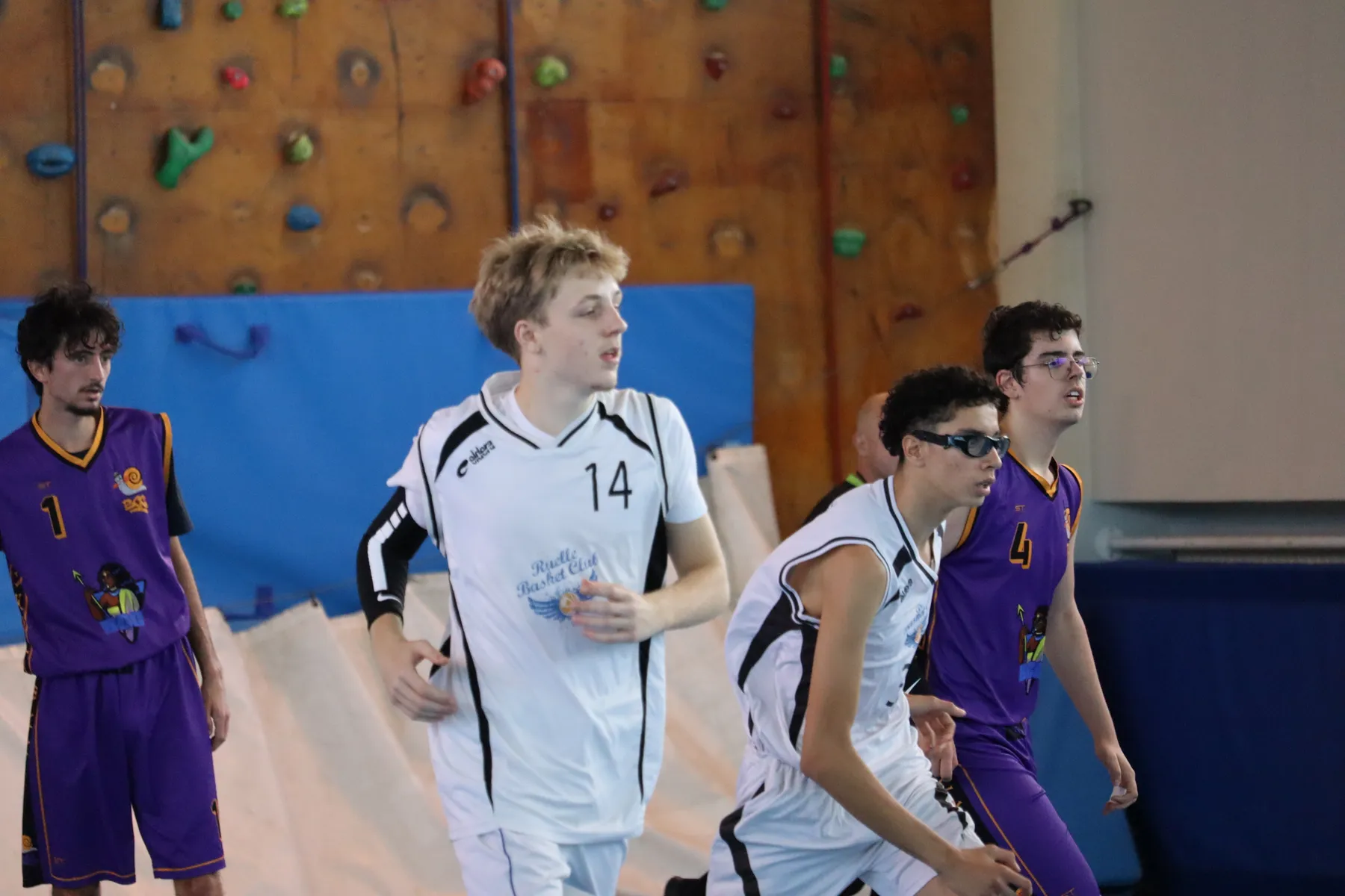 Photo 10 de l'album U18- Journée 1 face à Chateauneuf