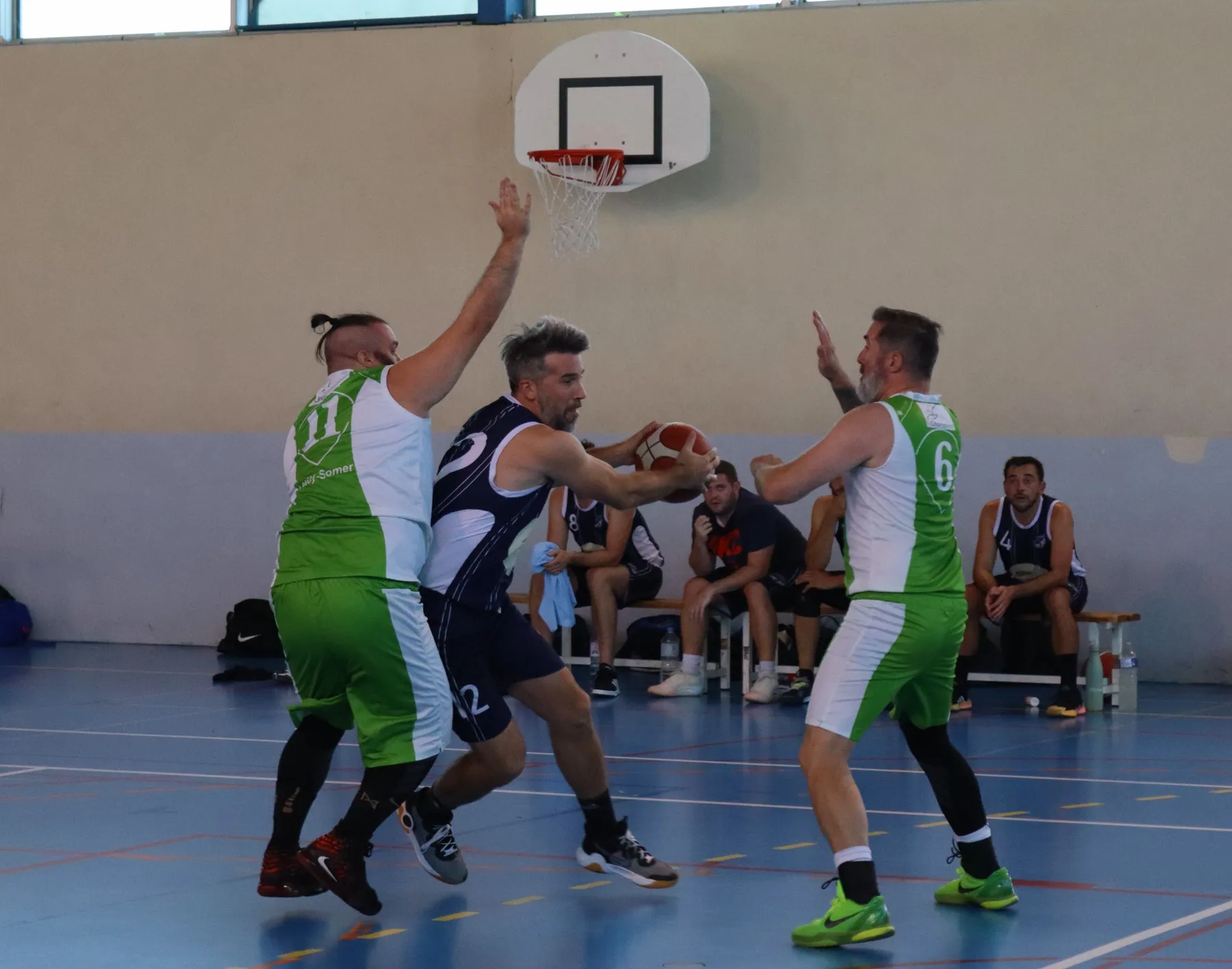 Photo 8 de l'album DM2 - Journée 3 face à Leroy Somer