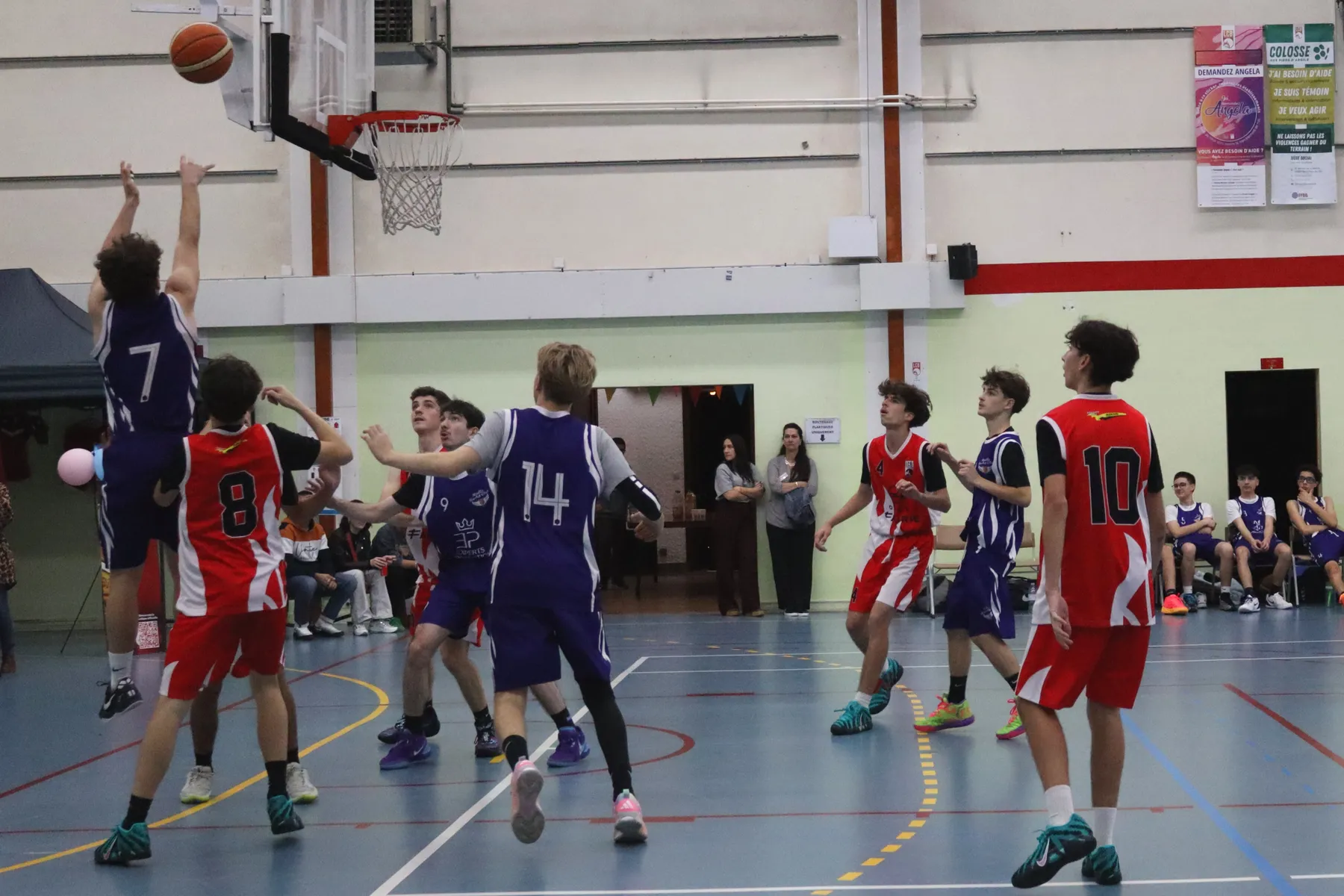 Photo 5 de l'album U18 - face à La Couronne