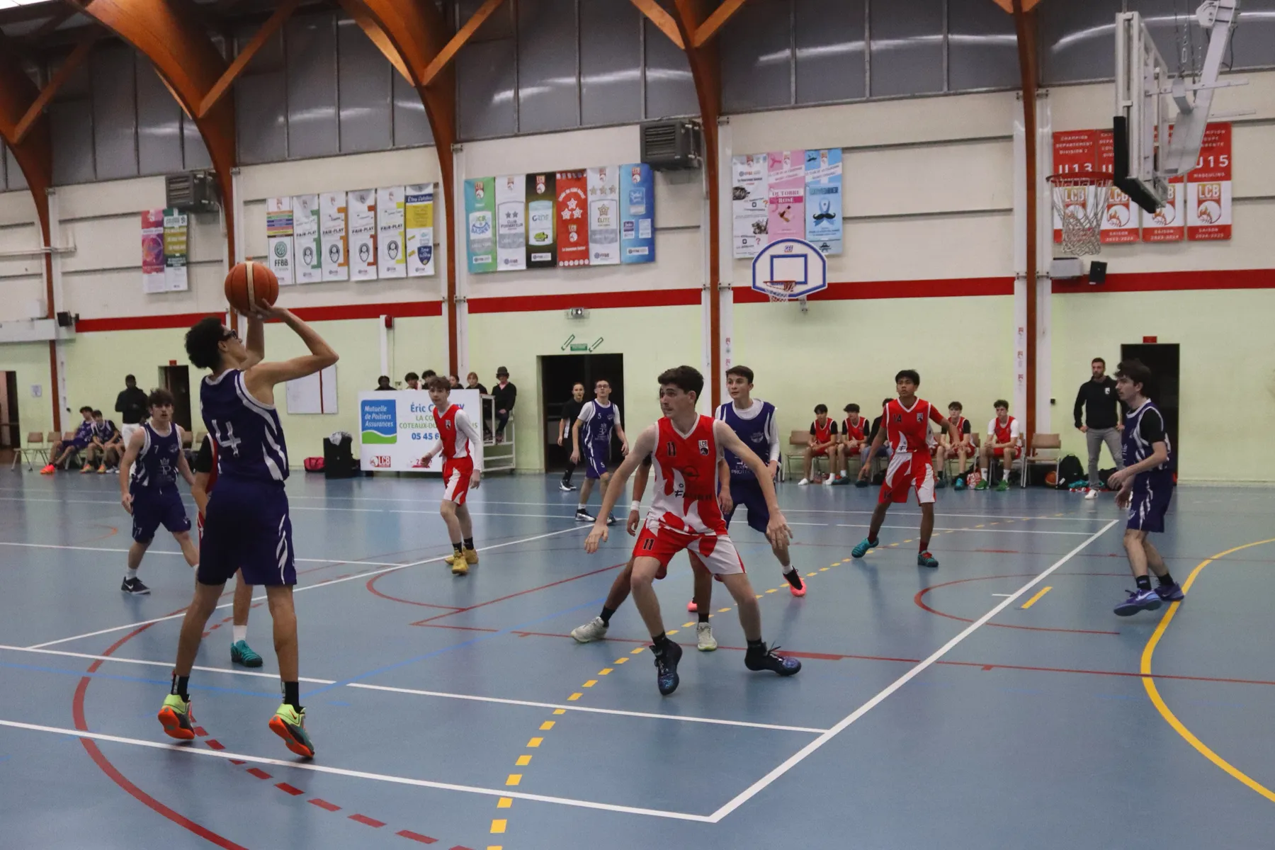 Photo 8 de l'album U18 - face à La Couronne