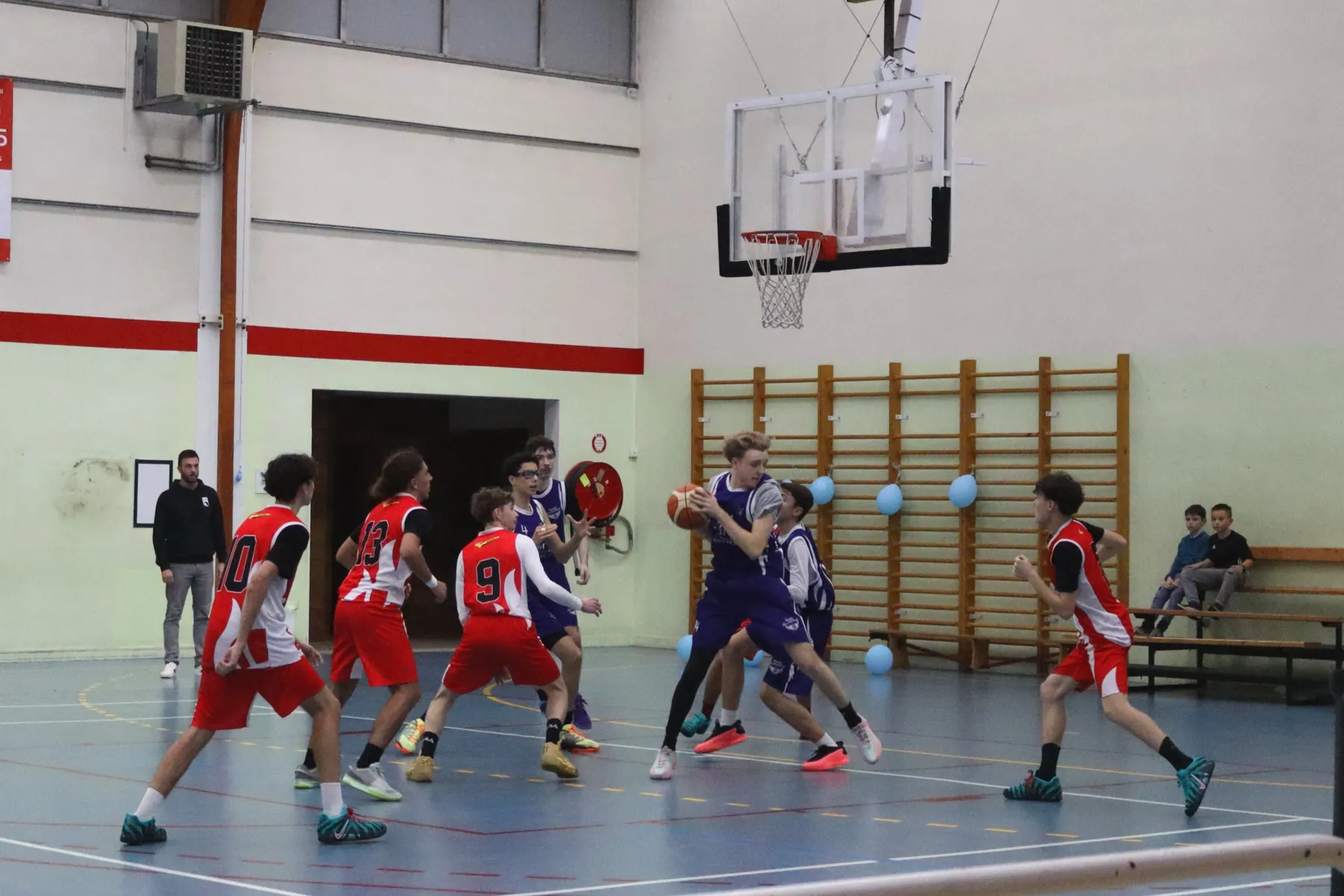Photo 9 de l'album U18 - face à La Couronne