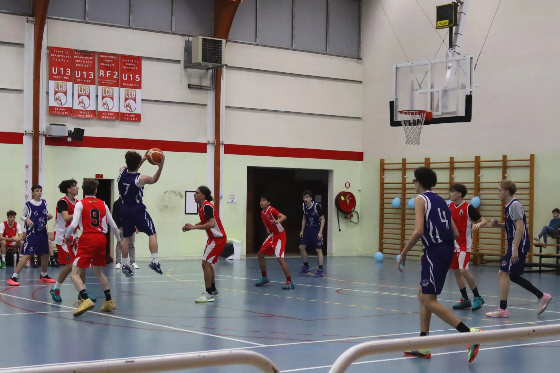 Photo 10 de l'album U18 - face à La Couronne