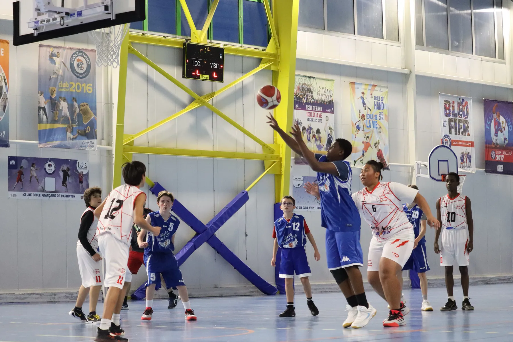 Photo 10 de l'album U15 face à Saint-Yrieix