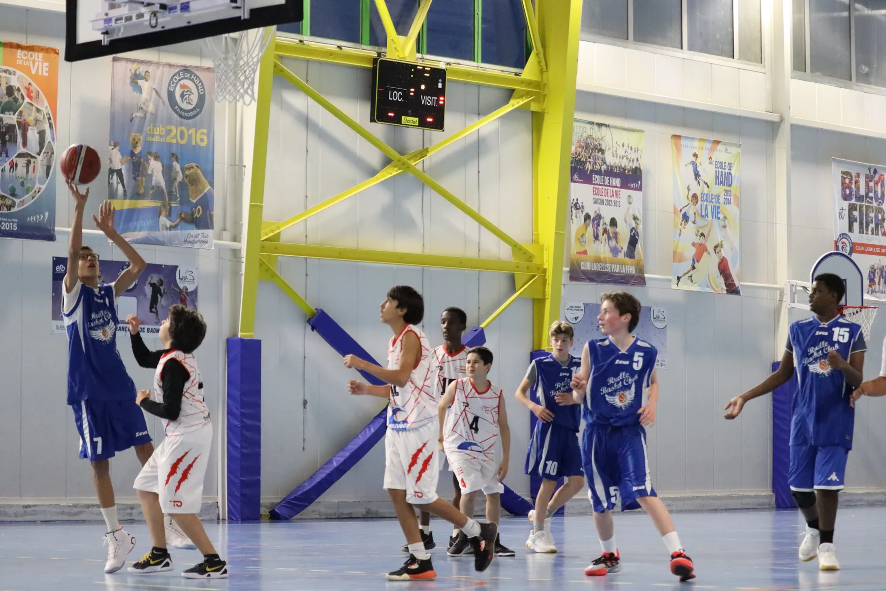 Photo 12 de l'album U15 face à Saint-Yrieix