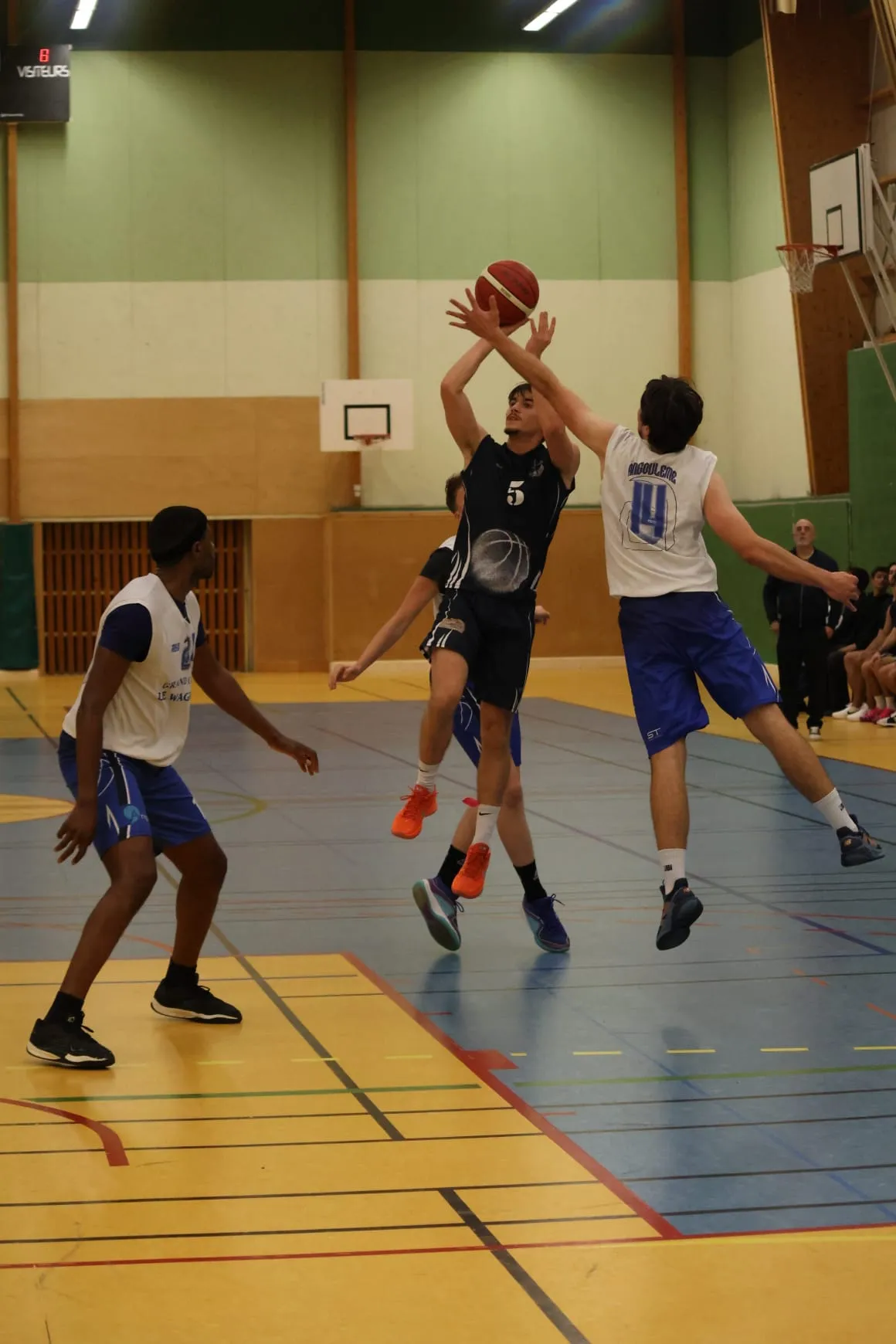 Photo 6 de l'album RM3 - face à Angoulême BC