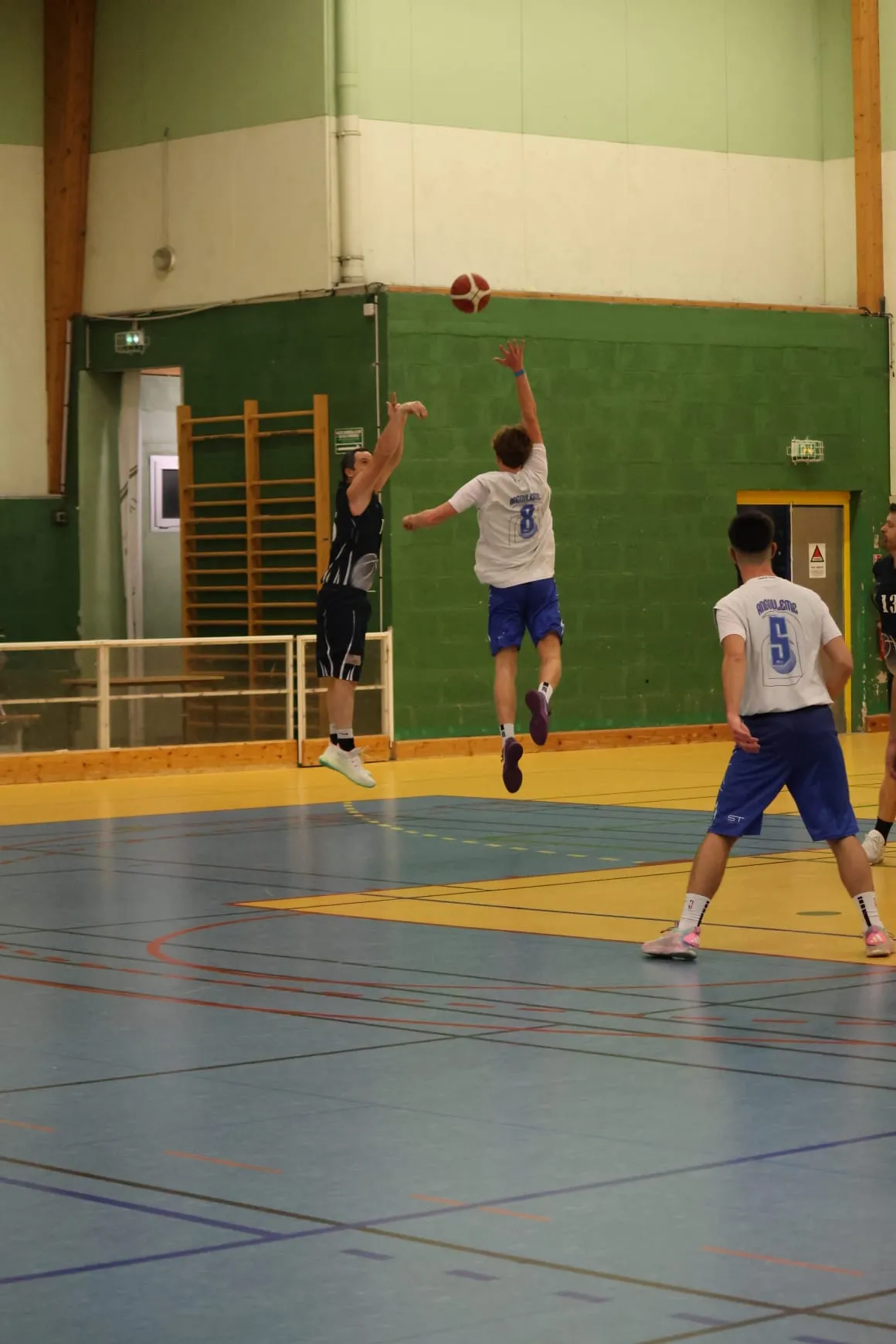 Photo 12 de l'album RM3 - face à Angoulême BC