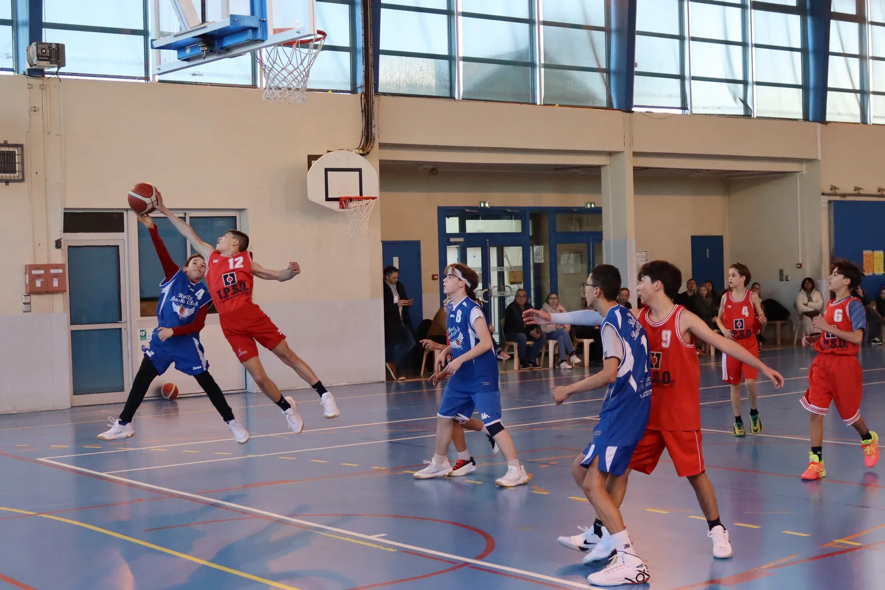 Photo 4 de l'album U15 face à Saint-Sornin
